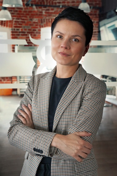 Anna Musialik Ashanti